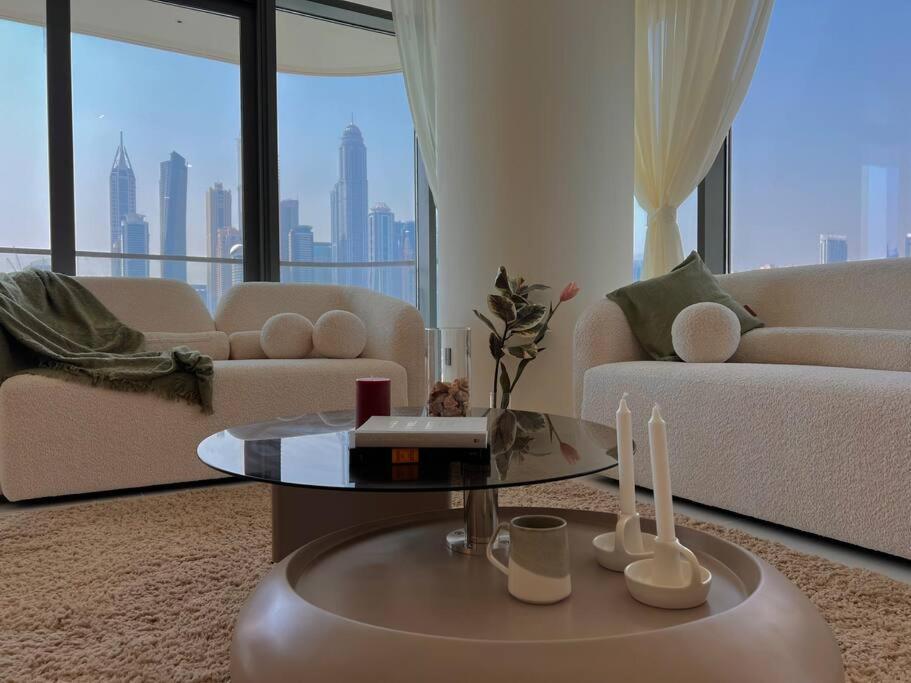 Spacious Beachfront Apartment